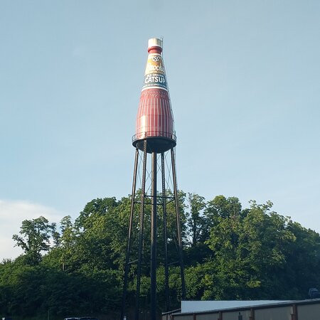 World's Largest Catsup Bottle-科林斯维尔必去景点