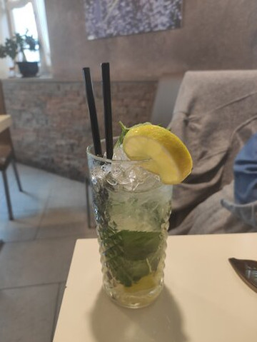 Bar BLACK OUT Predazzo-普雷达佐必去景点