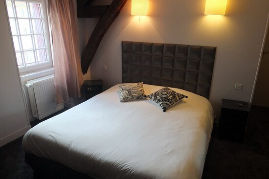 Hotel Restaurant La Goutte Noire主图