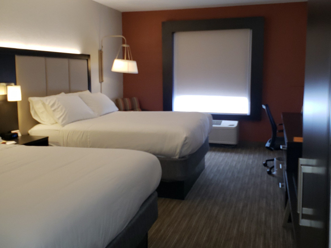 Holiday Inn Express & Suites Lake Okeechobee by IHG主图