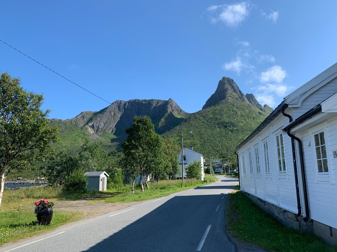 Mefjordaer Chapel景点图片