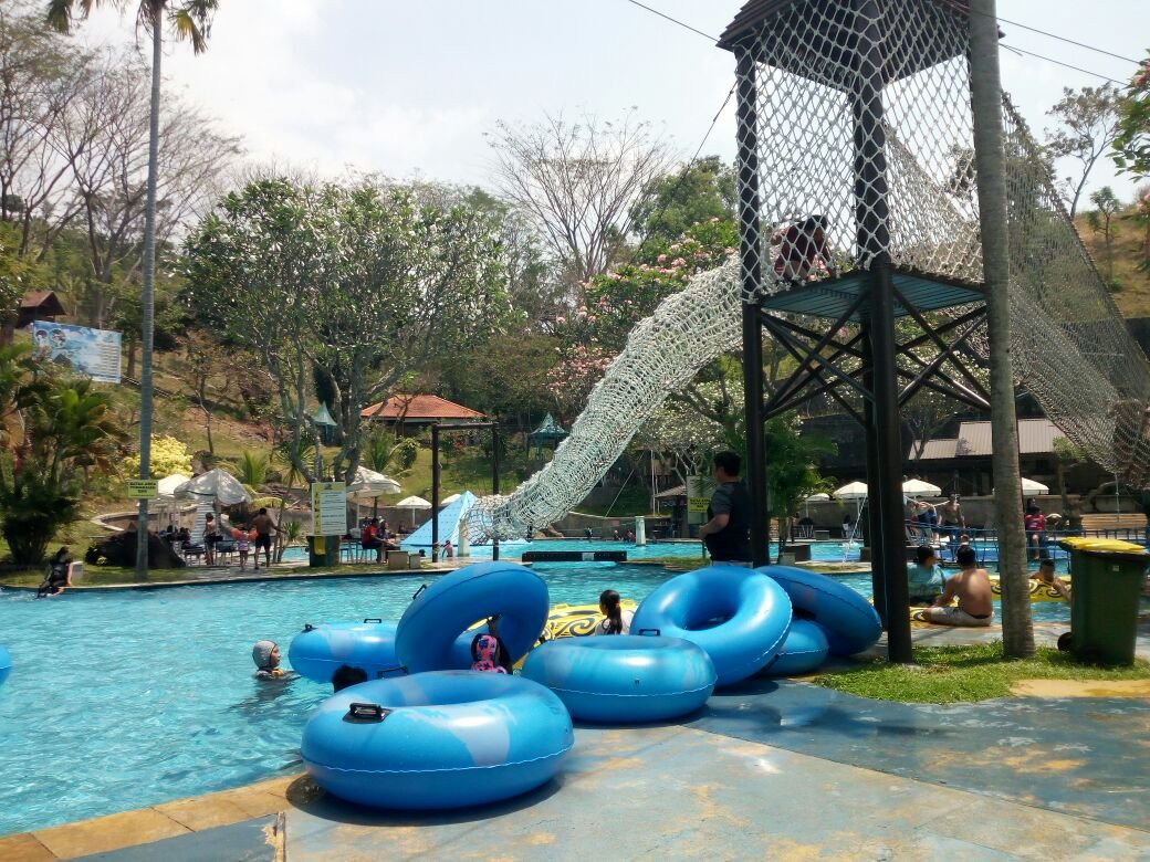Pandaan旅游景点-Taman Dayu Waterpark