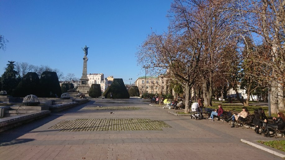 Freedom Square-鲁塞必去景点