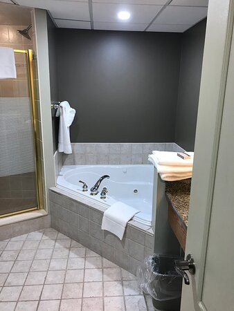 Stone Gate Inn主图