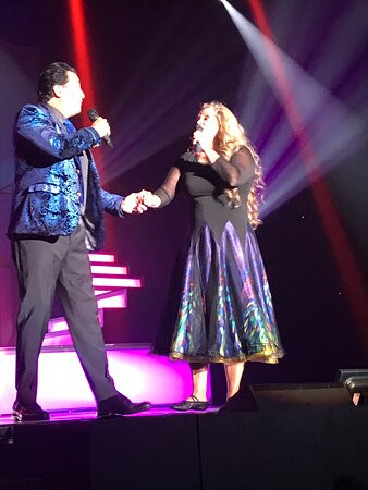 Broadway to Buble starring George Dyer-布兰森必去景点