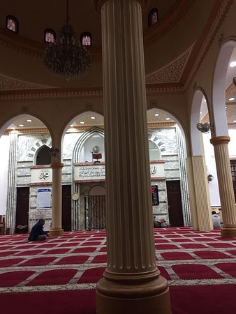 Al-Shamlan Mosque景点图片