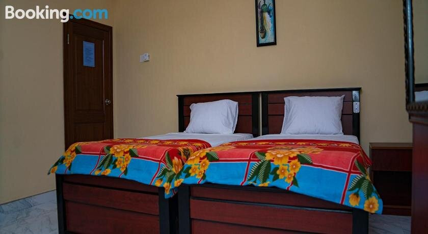 La-Viv Royal Hotel主图