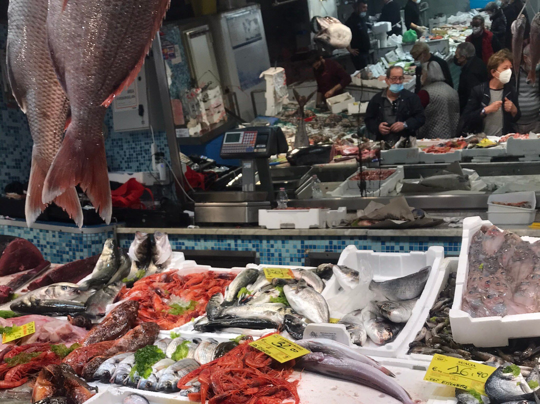 Mercato Rionale di Is Mirrionis-卡利亚里省必去景点