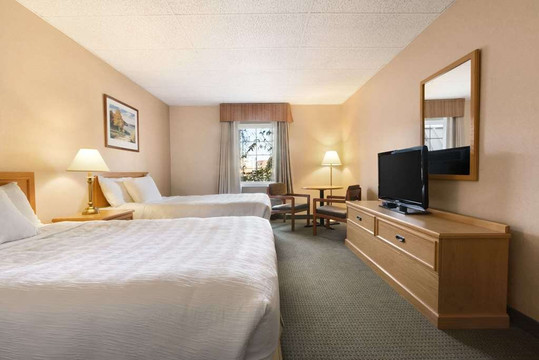 圭尔夫戴斯酒店主图