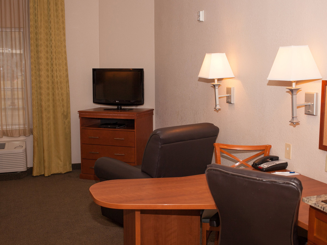 Candlewood Suites Logan By IHG主图