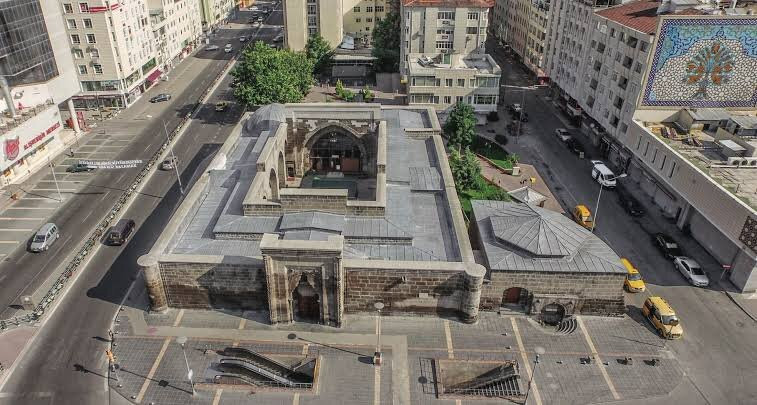 Sahabiye Medresesi景点图片