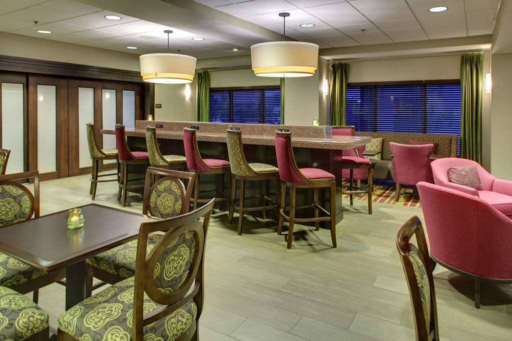 Hampton Inn Greenville I-385 - Woodruff Road主图
