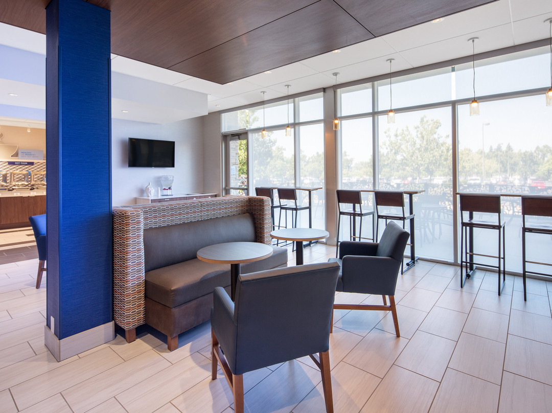 Holiday Inn Express & Suites Chico By IHG主图