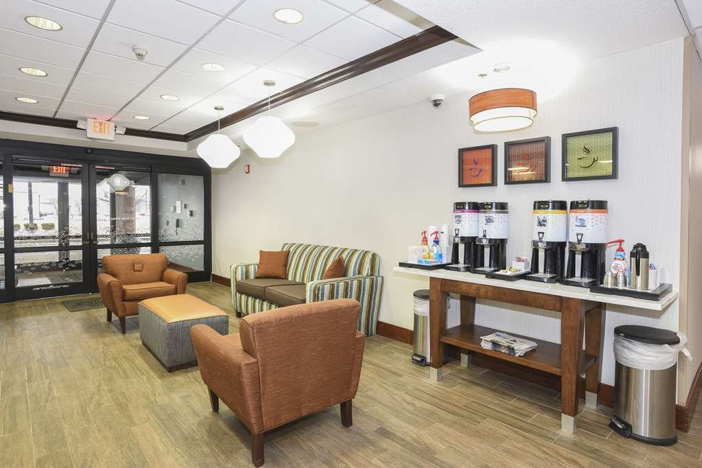 Hampton Inn Cincinnati-Eastgate主图