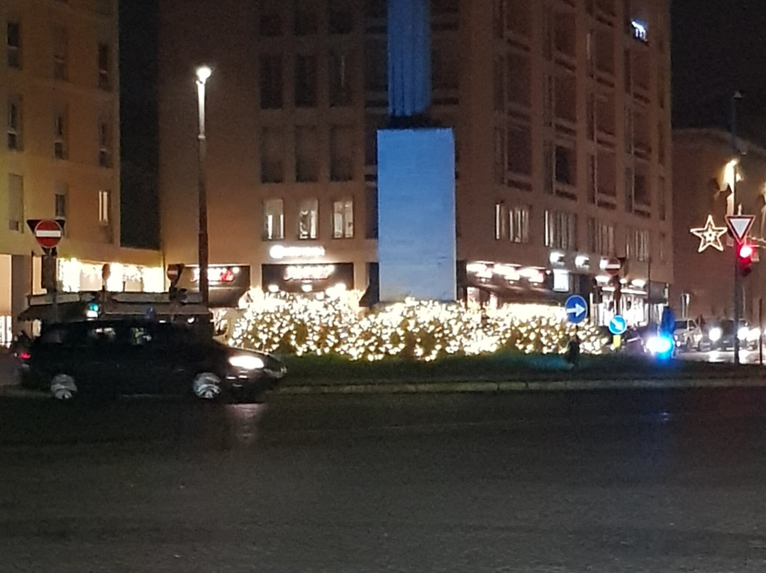 Statua della Minerva-帕维亚必去景点