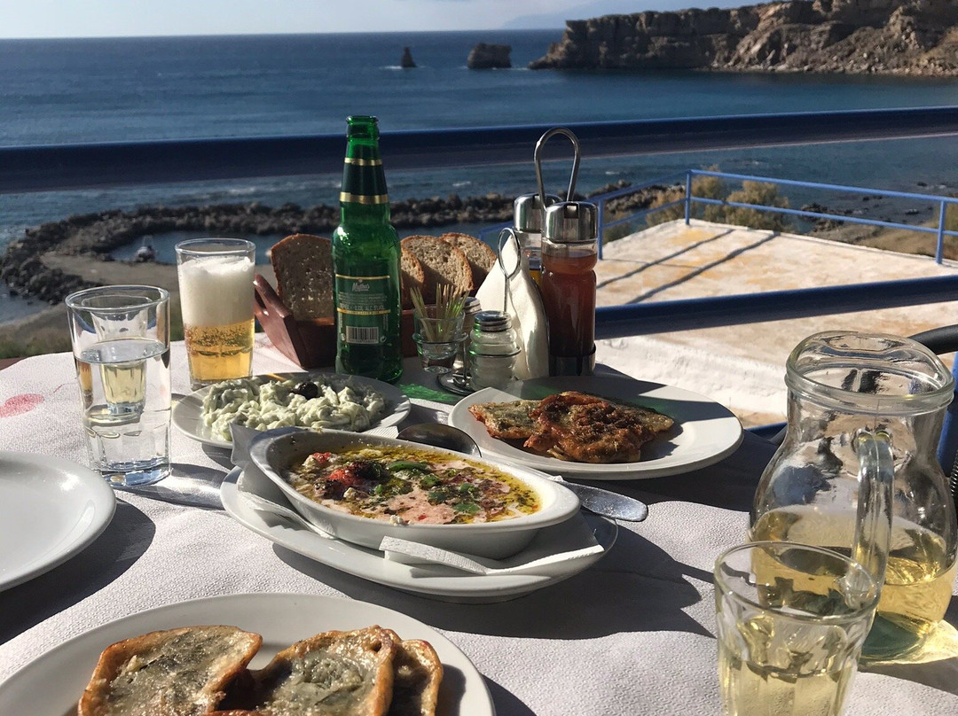 Pavlos' Place Triopetra Beach主图