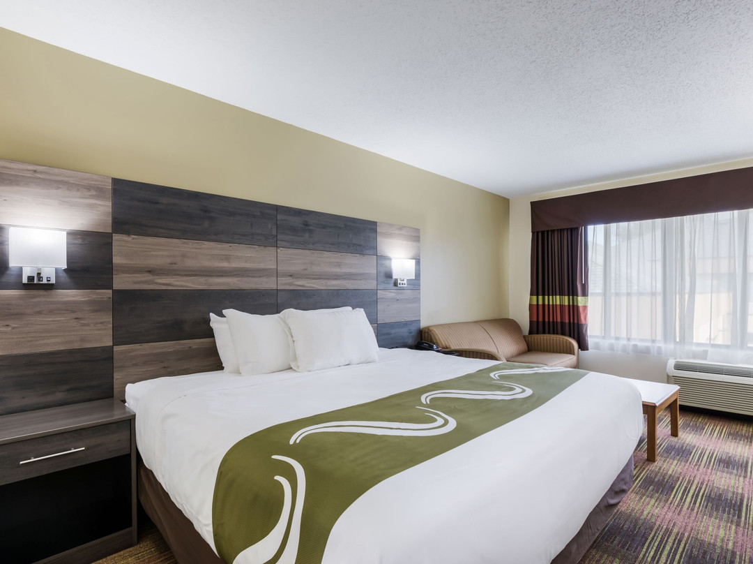 AmericInn by Wyndham Fort Atkinson