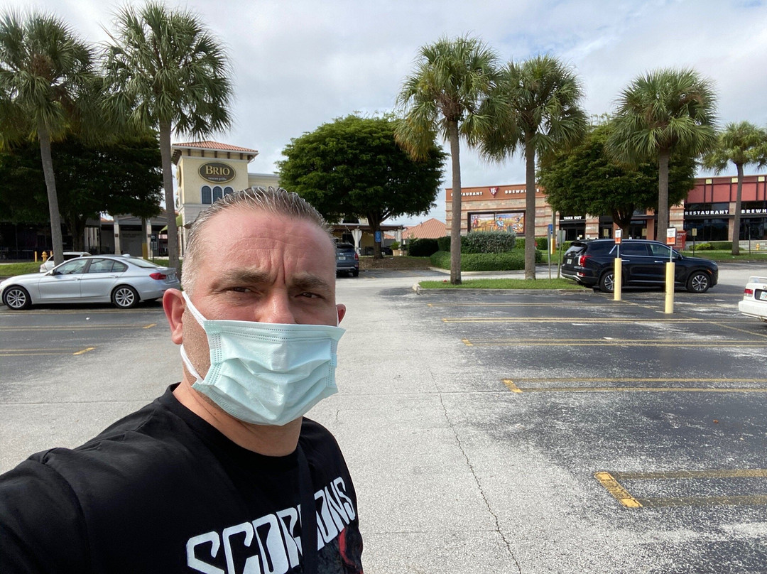 瀑布购物中心
-肯德尔必去景点