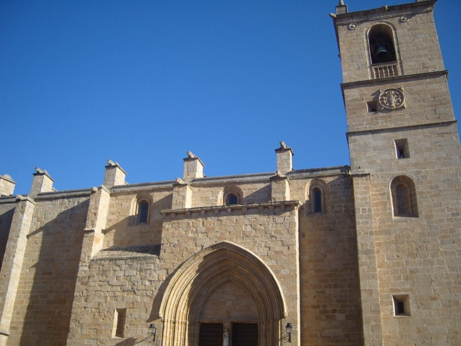 Pro-Cathedral Church Of Santa María-卡塞雷斯必去景点