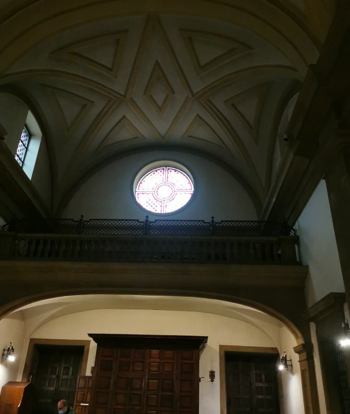 Monasterio de San Pelayo-奥维耶多必去景点