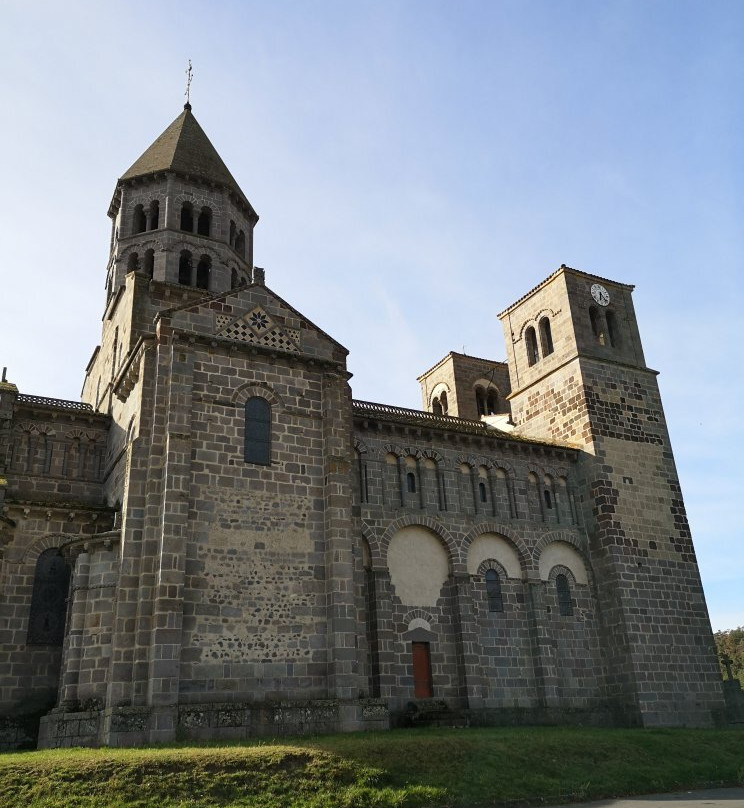 Église de Saint-Nectaire景点图片