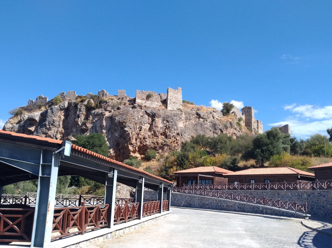 Becin Castle景点图片