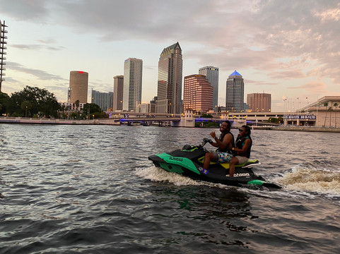 Paramount Water Sports-坦帕必去景点
