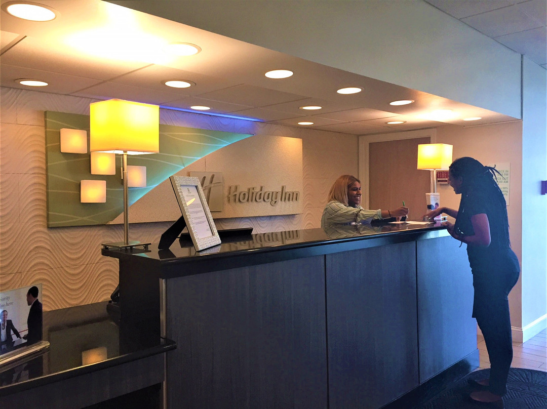 丹伯里贝瑟尔I-84假日酒店主图