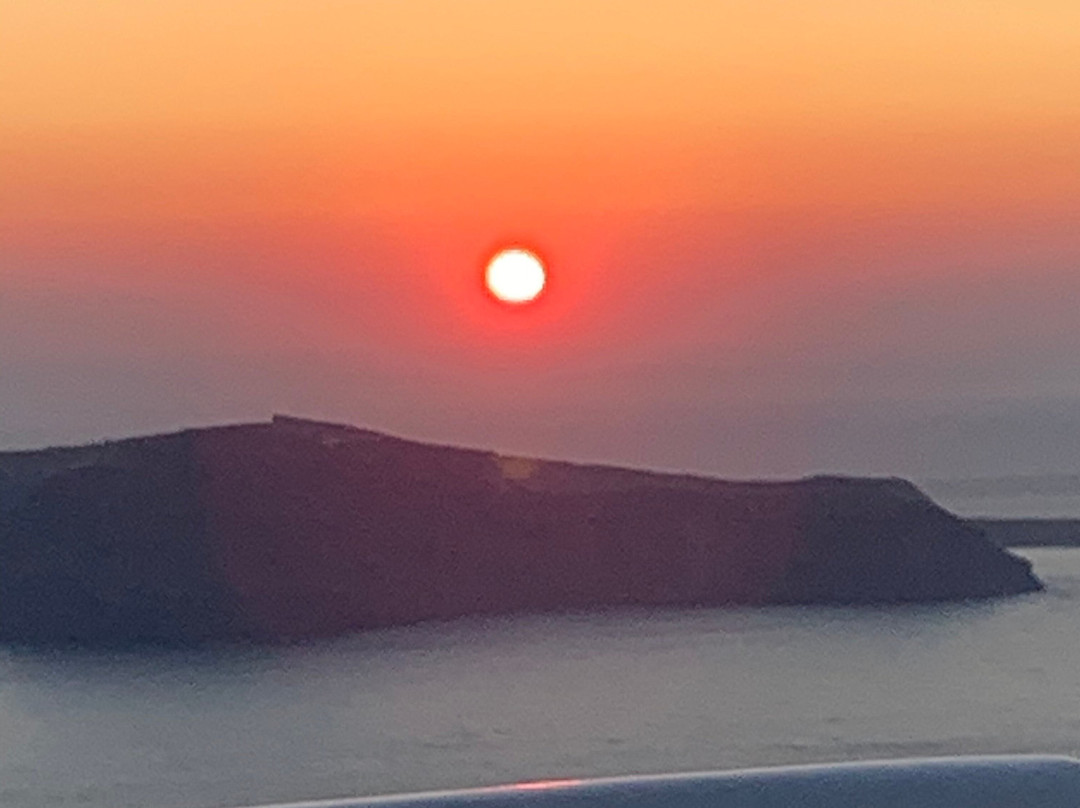 阿维斯塔套房旅馆主图