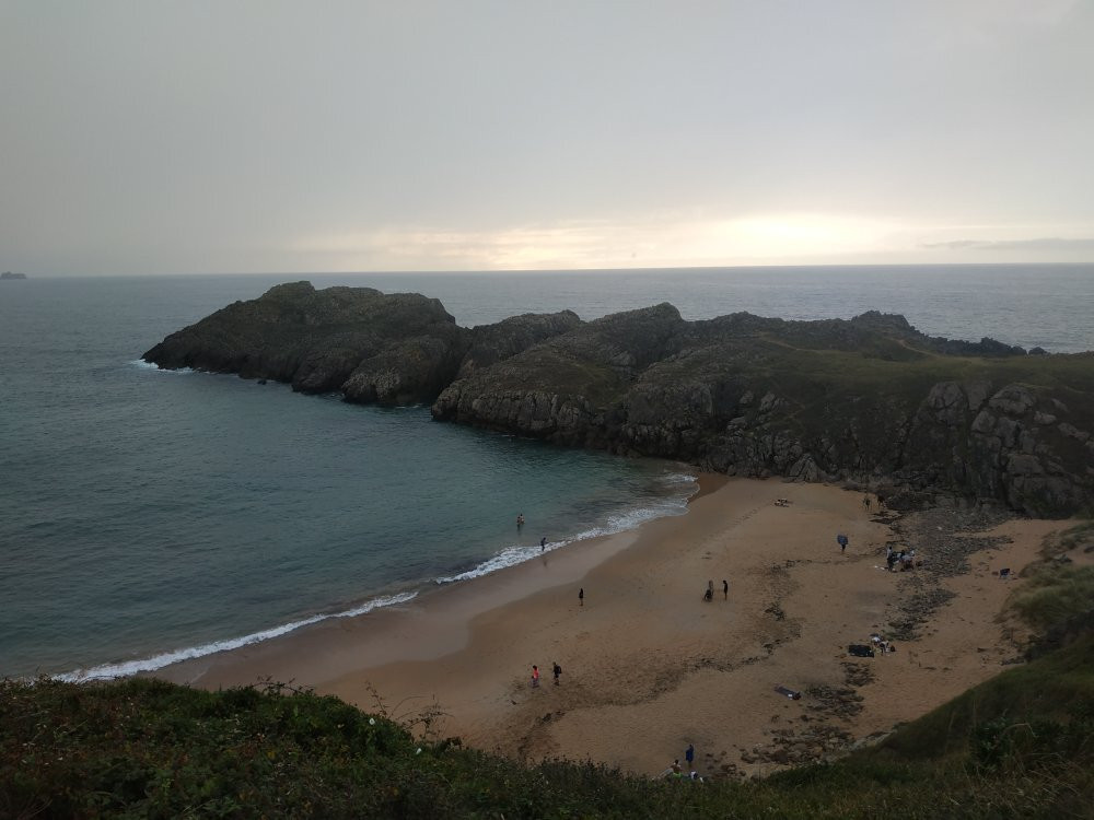 Playa de Somocuevas景点图片