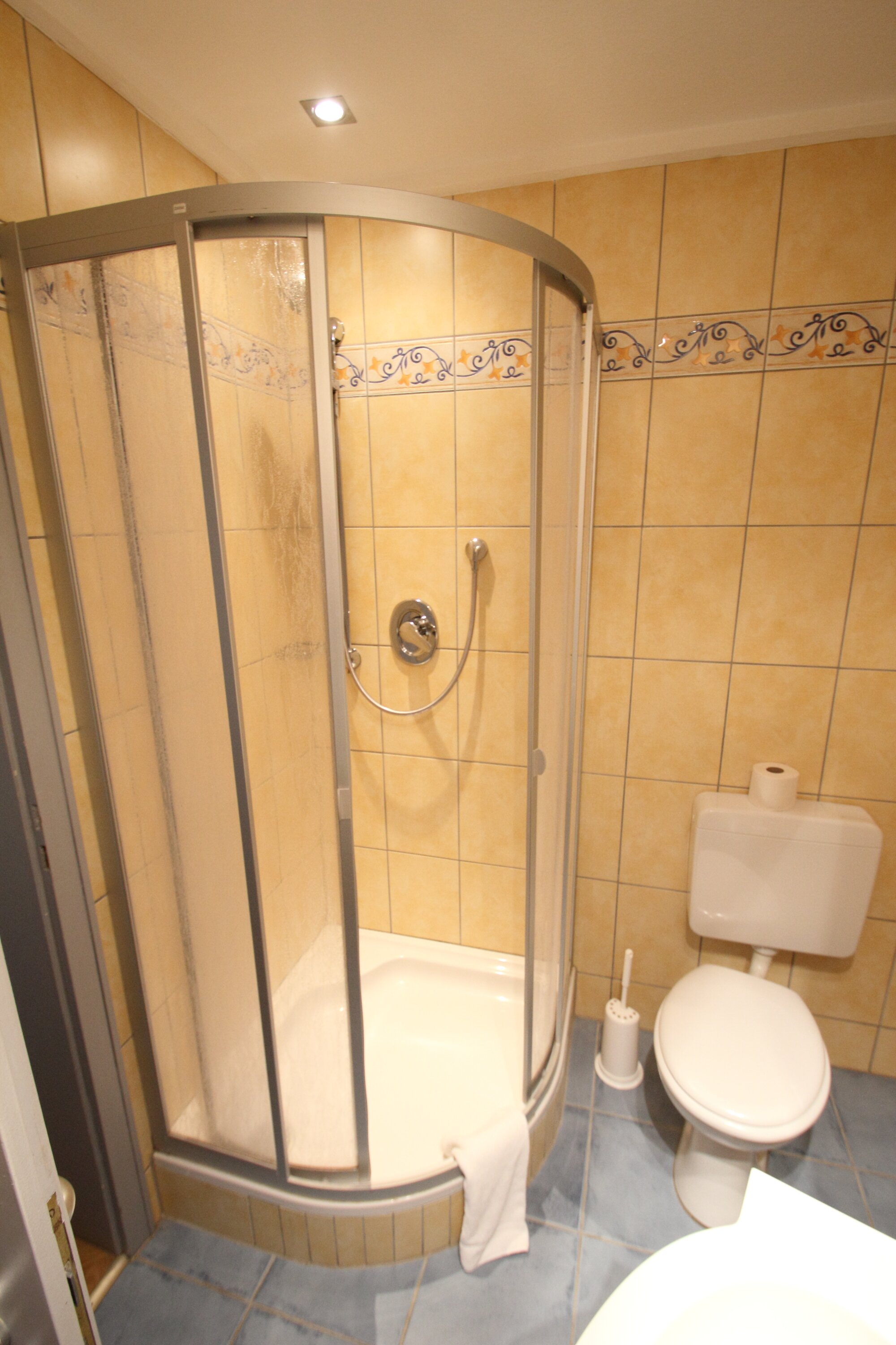 Hotel Goldener Engel-浴室