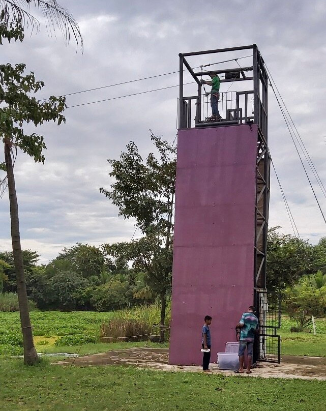 The Canal Garden Resort主图