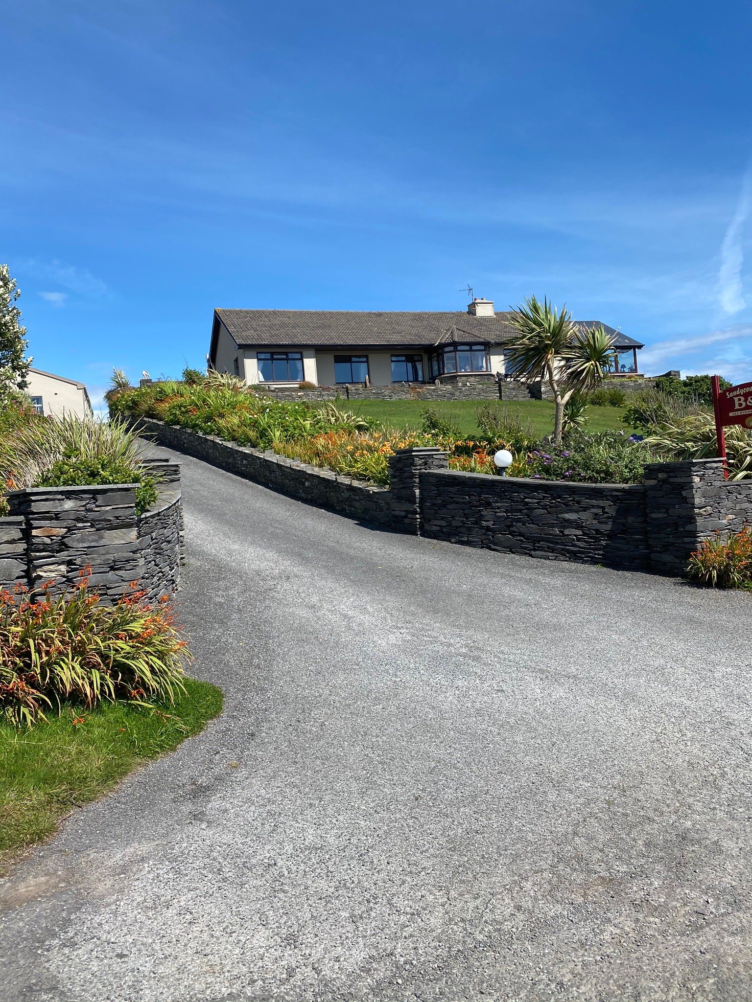 Sandycove House Bed & Breakfast-官方