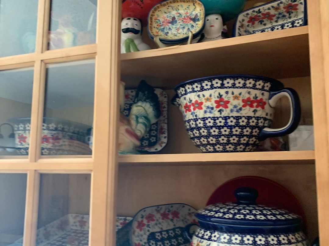 Renditions Polish Pottery-Weston必去景点