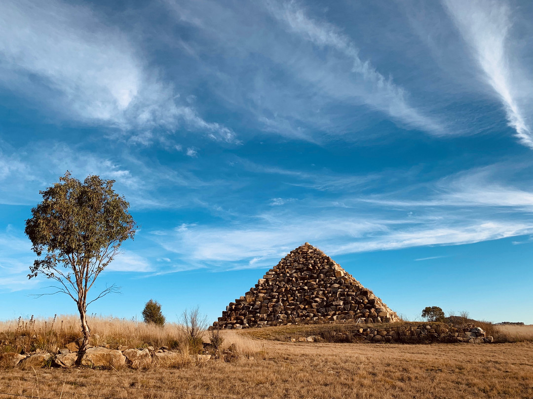 Ballandean Pyramid景点图片