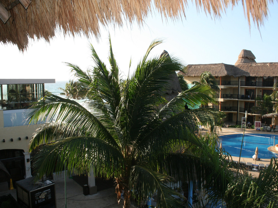 Catalonia Yucatan Beach主图