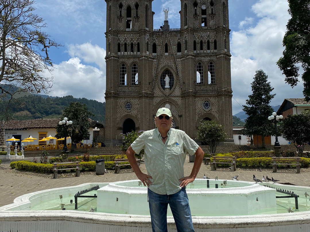 Basilica de la Inmaculada Concepcion-Jardin必去景点