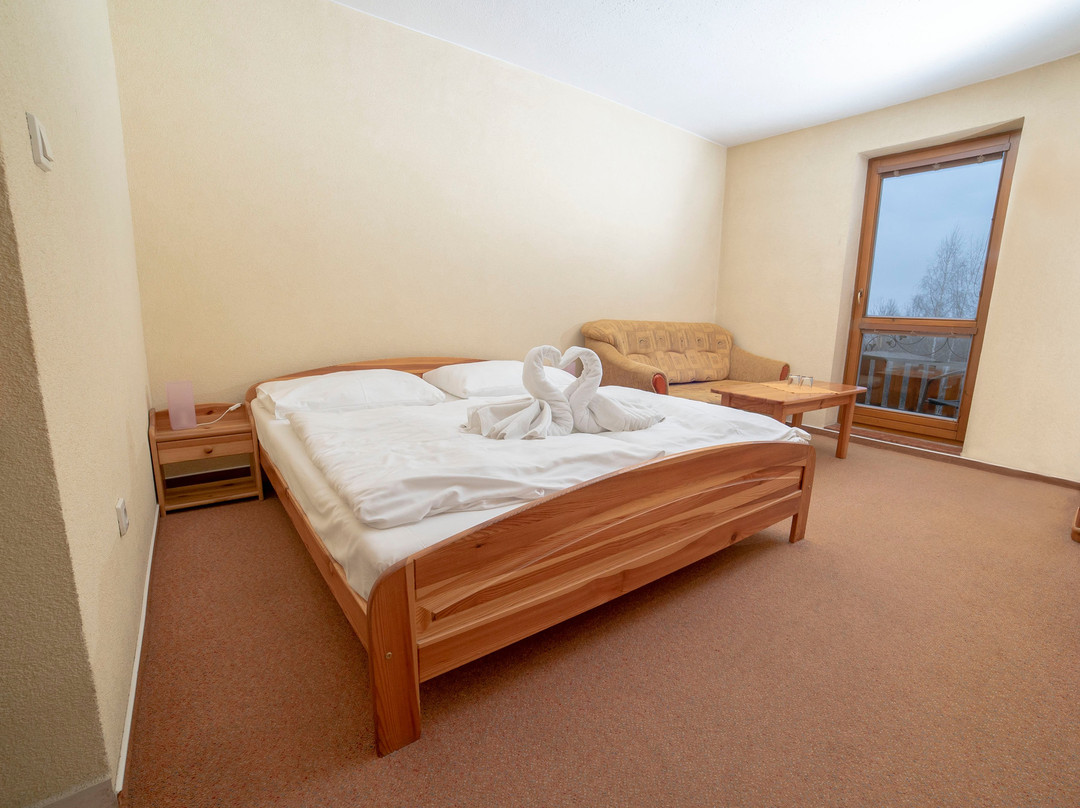 Orava Hotel主图