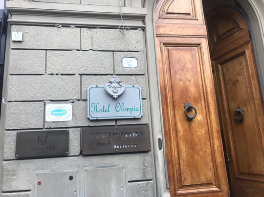 Romola酒店住宿-奥林匹亚酒店