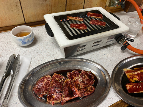 かつ＆焼肉 豚とんちゃん