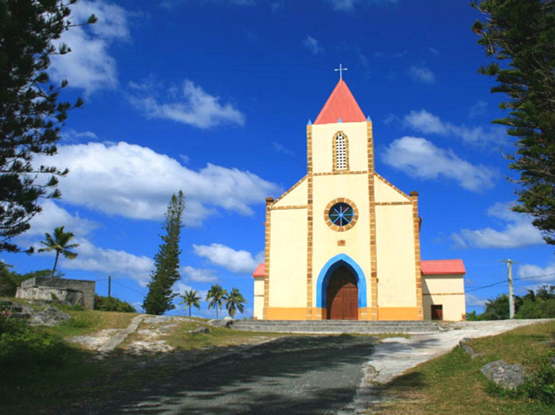 Eglise de Mouli-Ouvea必去景点
