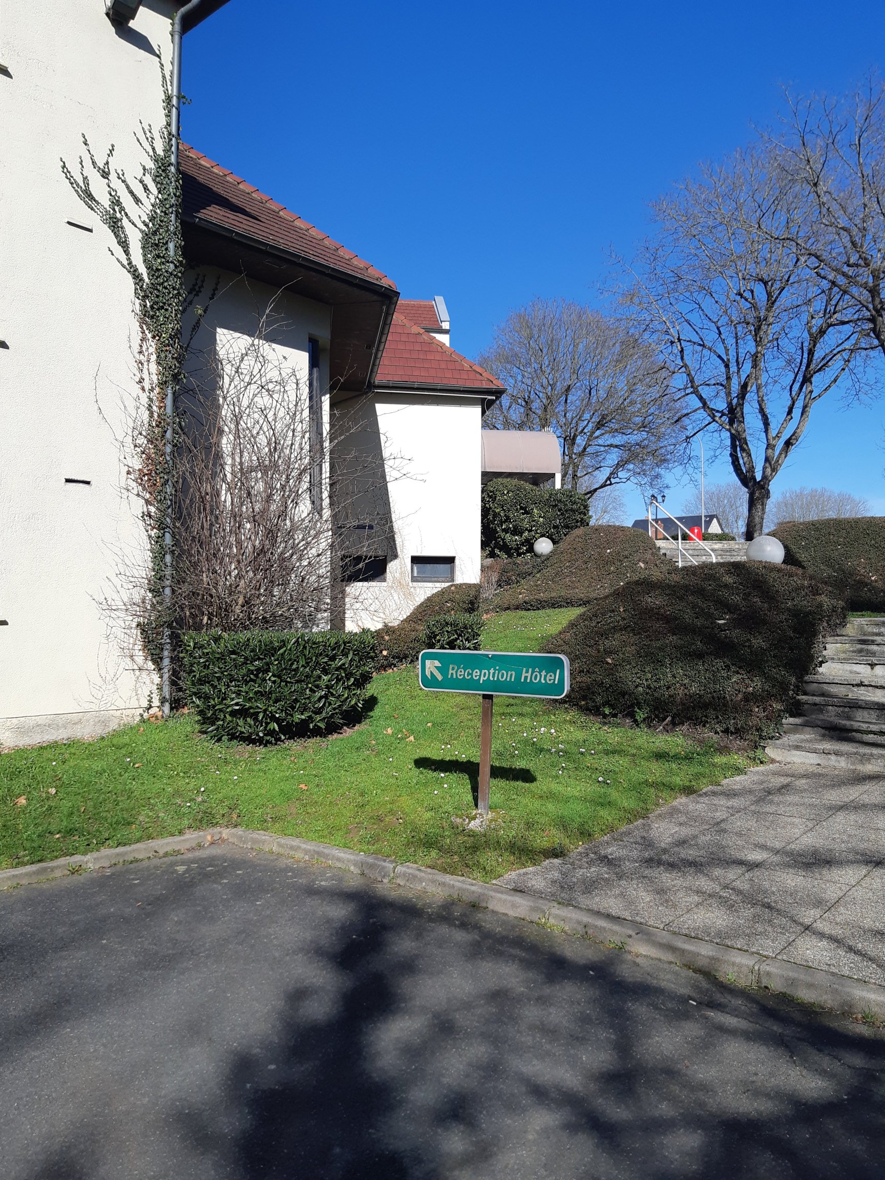 宜必思内福尔酒店-浴室