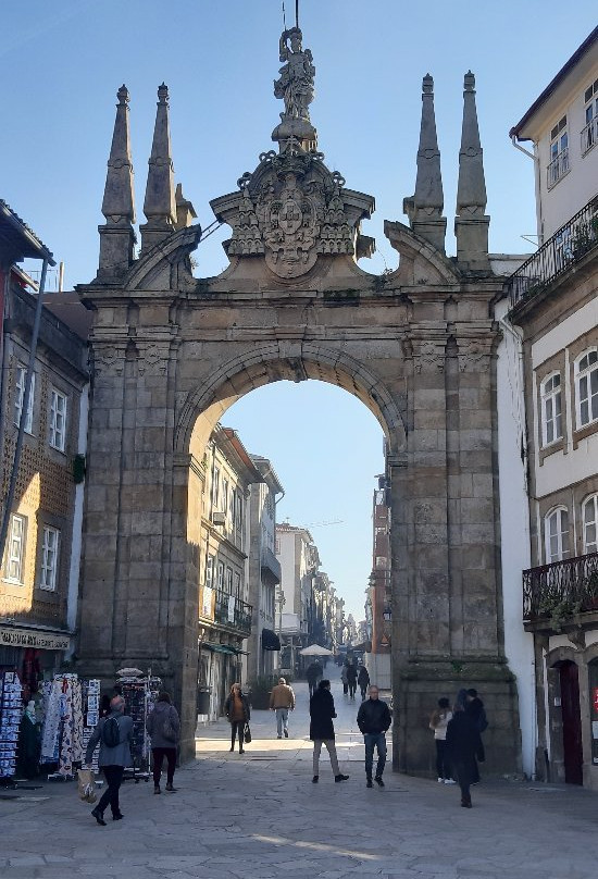 Arco da Porta Nova景点图片