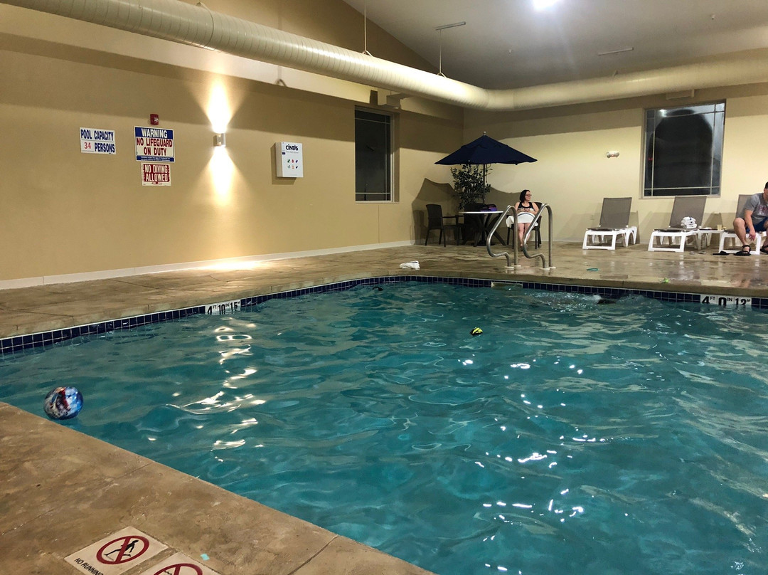 Comfort Suites Lake Geneva East主图