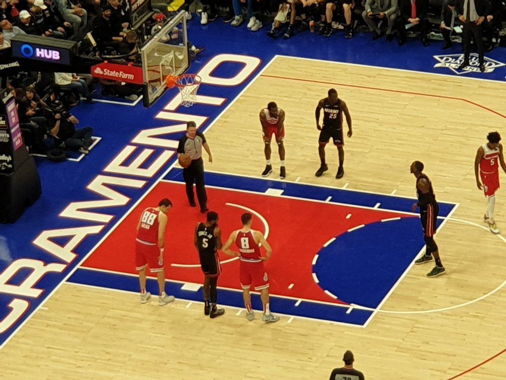 Golden 1 Center-沙加缅度必去景点