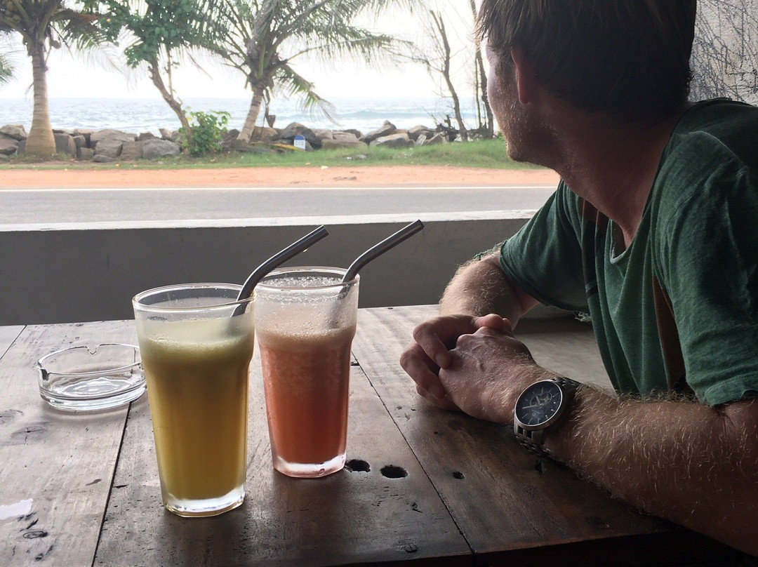 RockVin Cafe and Surfer's Inn主图