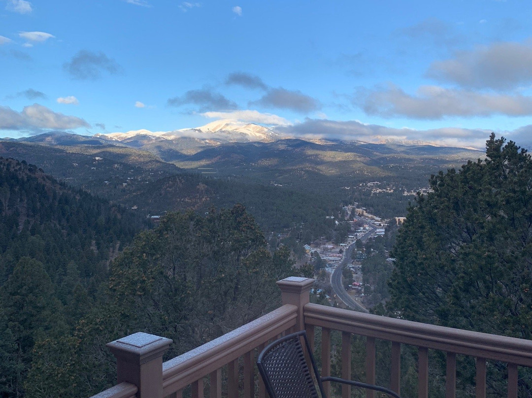 Crown Point Owners Association主图