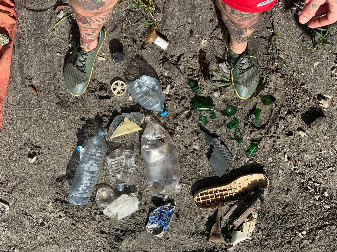 Anse a la Barque-Bouillante必去景点