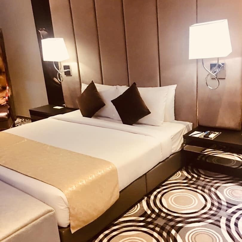 Avenue Garden Hotel主图