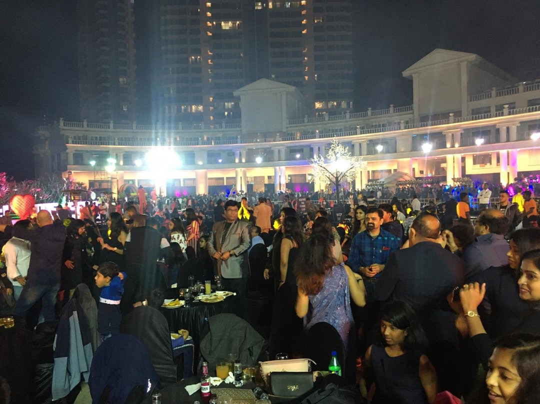 Amanora the Fern Hotels and Club主图